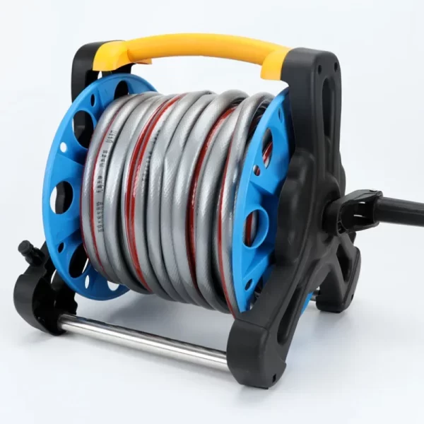 Large hose truck, car wash gun, hose storage rack - Image 3