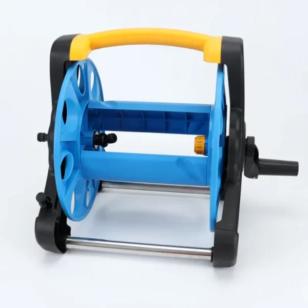 Large hose truck, car wash gun, hose storage rack - Image 4