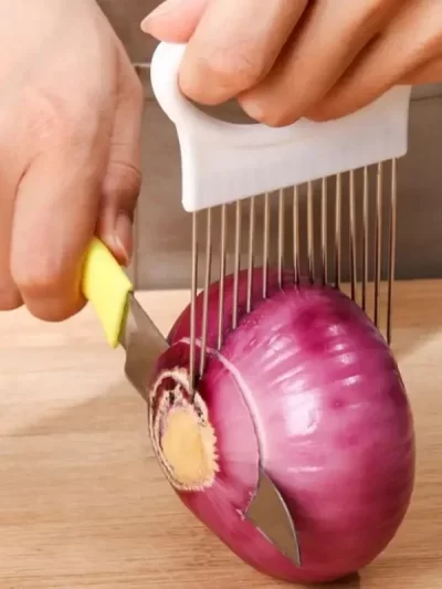 1PC Colorful Onion Slicer with Stainless Steel Holder – Easy Onion Chopper for Potatoes & Vegetables