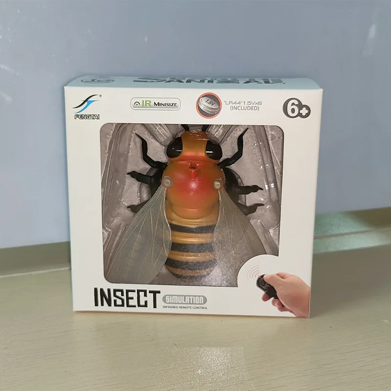 Trick Electric Cockroach Pet RC Simulation Spider Robotic Remote Control Adult Prank Insect - Image 16