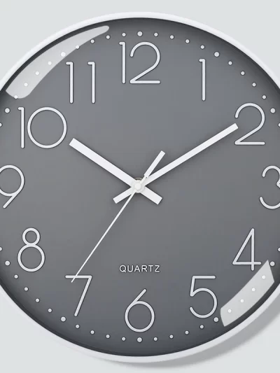 8 Inch Quartz Wall Clock Simple Mute Clock Hole-free Cubic Digital Wall Clock