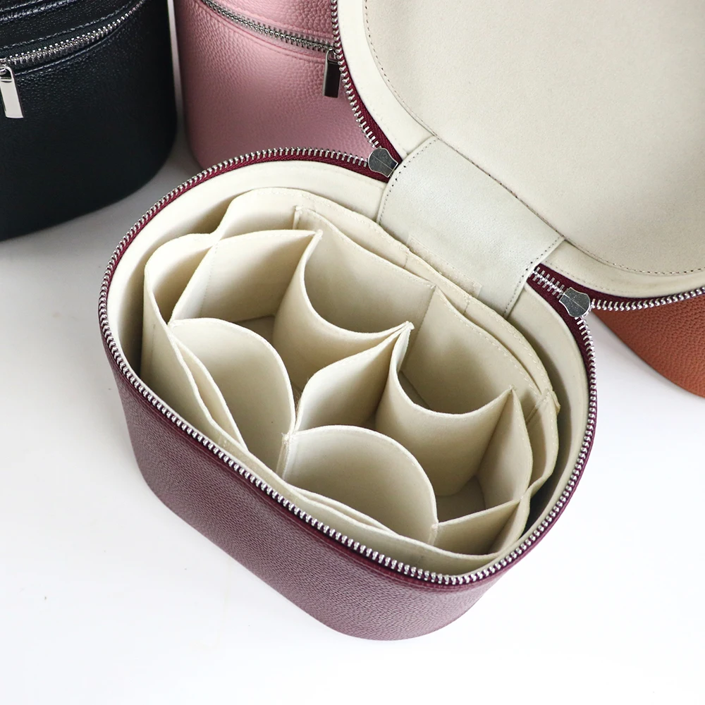Large-capacity PU leather cosmetic box with internal storage box - Image 3