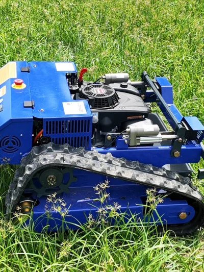 Customised Remote-Controlled Lawn Mower - All-Terrain Self-Propelled Zero-Turn Mower Robot