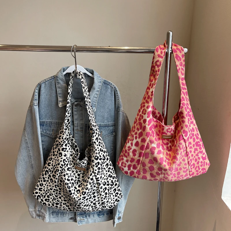 Korean Sle Large Capaci Canvas Tote Bag Women's New Faion oulder Bag Commuter Armpit Bag Leopard Print Versatile Bag - Image 22